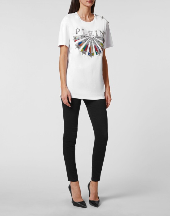 Товар белого цвета с внутренней стороны