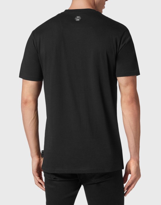 футболка  из америки вид сбоку