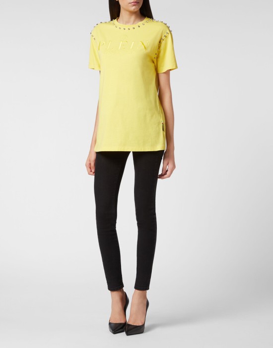 Товар желтого цвета с внутренней стороны