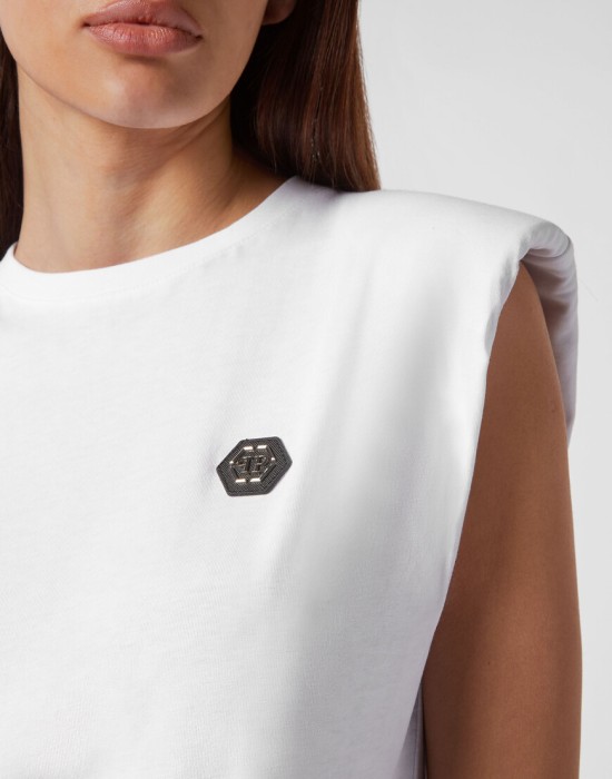 футболка  из проверенных материалов спереди