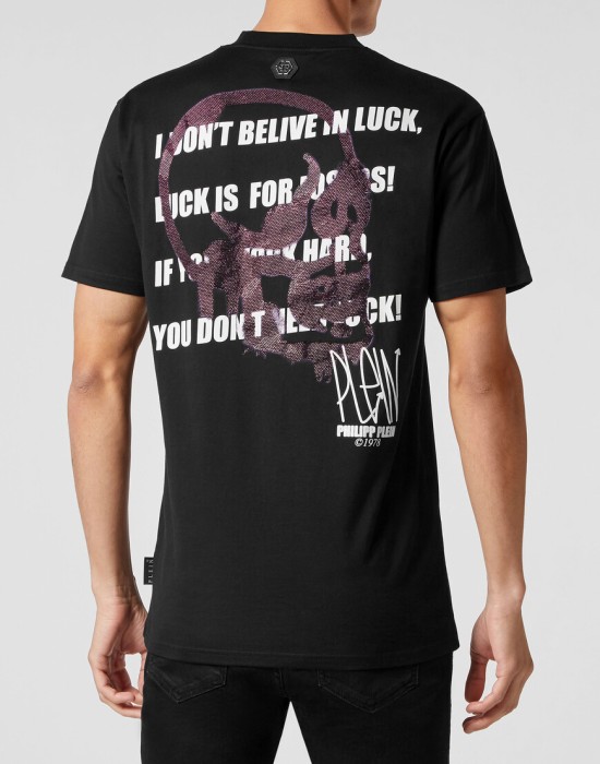 футболка  из америки вид сбоку