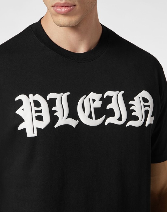 футболка  из проверенных материалов спереди