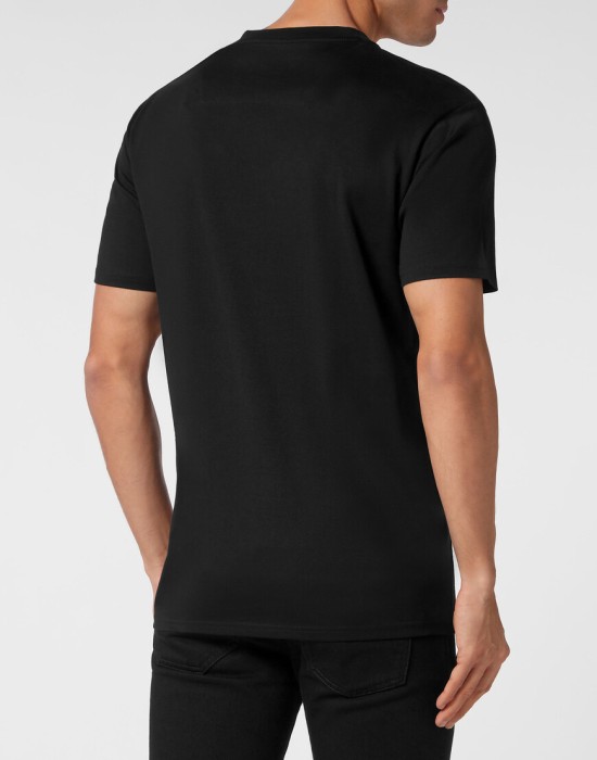 футболка  из америки вид сбоку