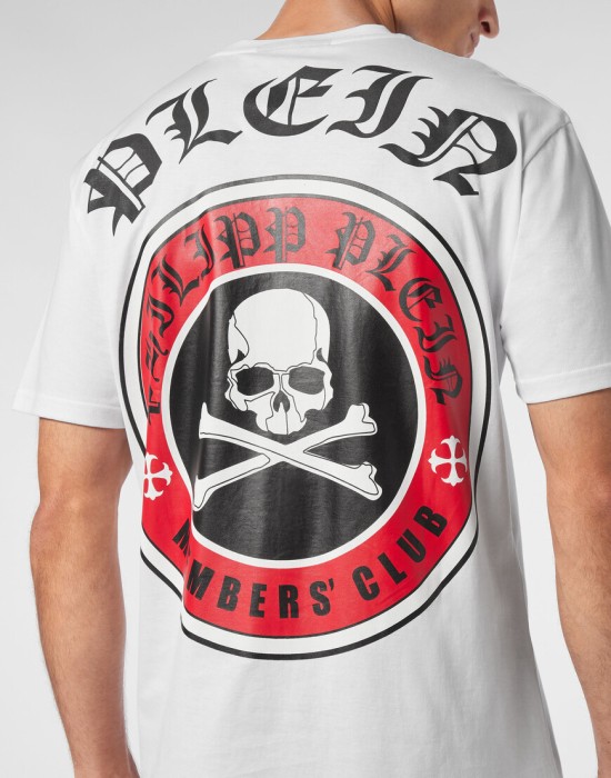 футболка  из проверенных материалов спереди