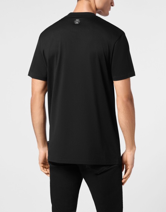 футболка  из америки вид сбоку