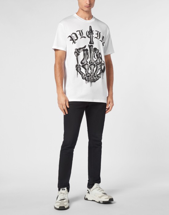 Товар белого цвета с внутренней стороны