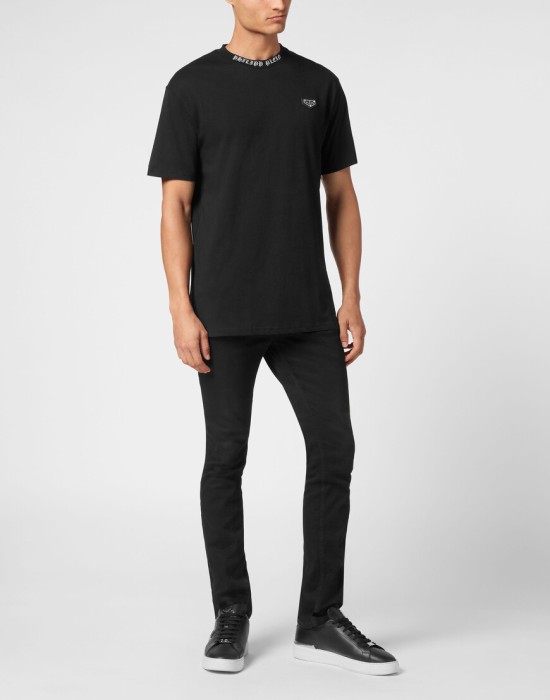 футболка  по цене 20157 руб вид справа