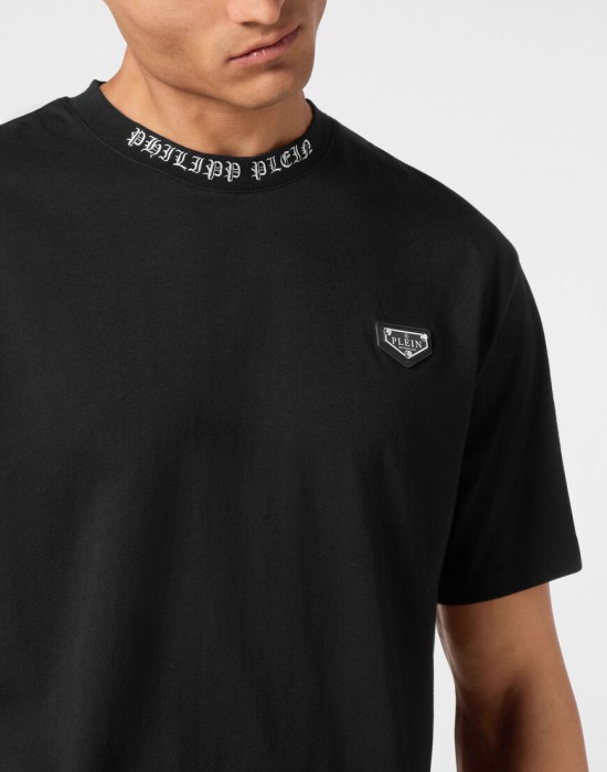 футболка  из америки вид сбоку