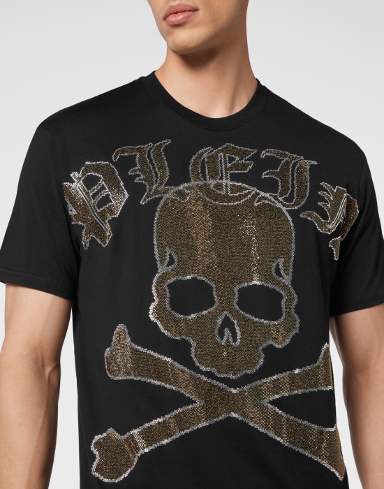 футболка  из проверенных материалов спереди