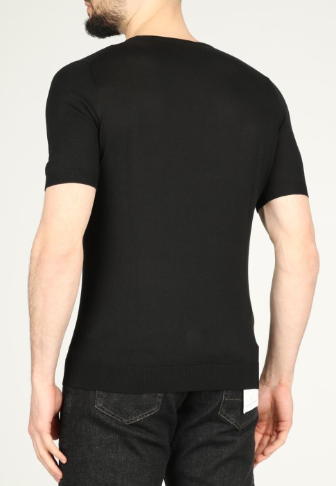 футболка  из италии вид сбоку