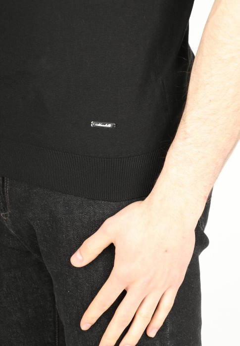 футболка  из проверенных материалов спереди