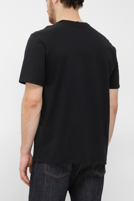 футболка  по цене 42200 руб вид справа