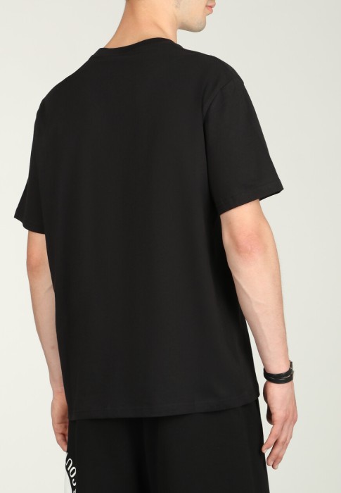 футболка  из италии вид сбоку