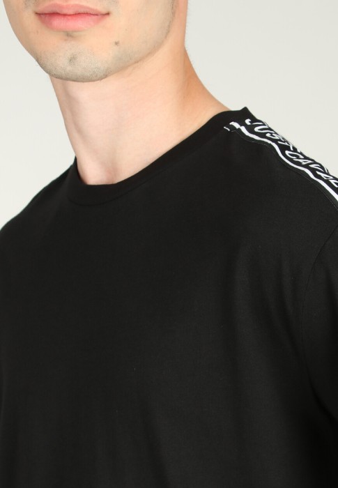 футболка  из проверенных материалов спереди