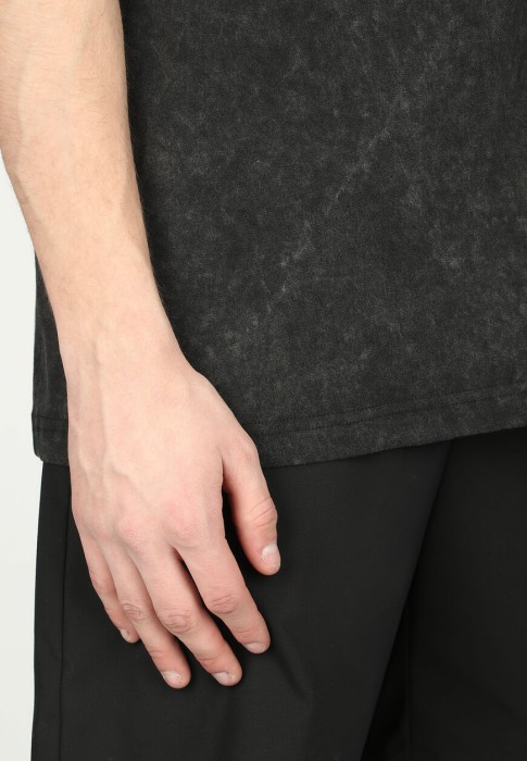 футболка  универсального стиля с лицевой стороны