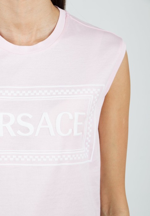 Продукция для женщин фото