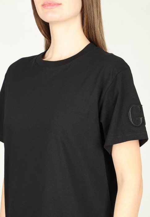 футболка  из проверенных материалов спереди