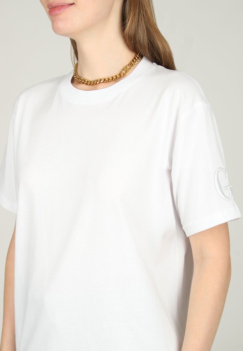 футболка  из проверенных материалов спереди