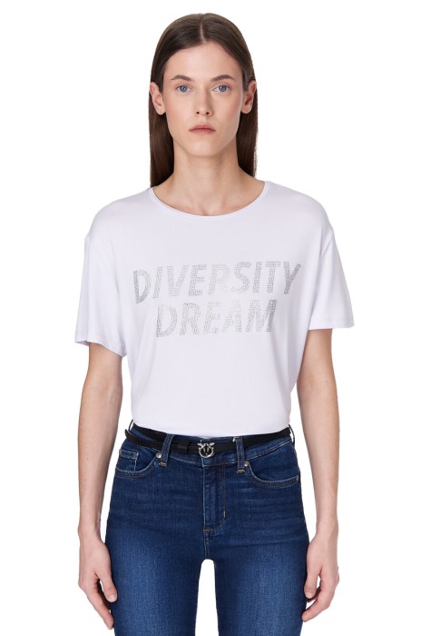 Товар фиолетового цвета с внутренней стороны