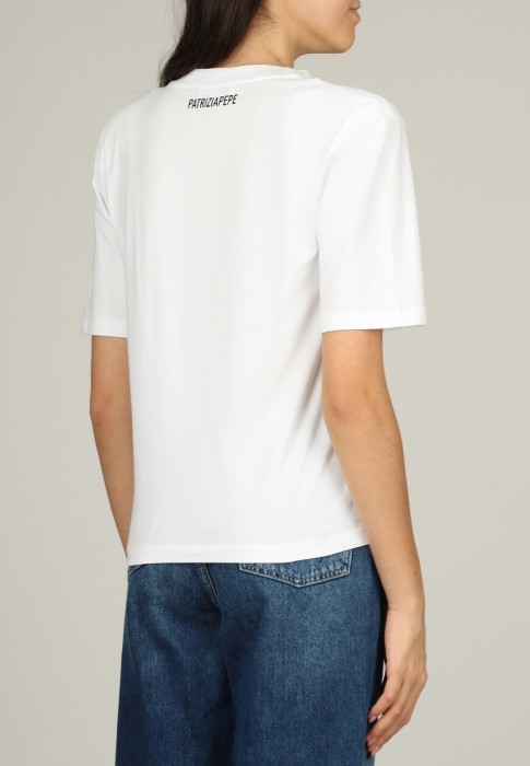 Товар белого цвета с внутренней стороны