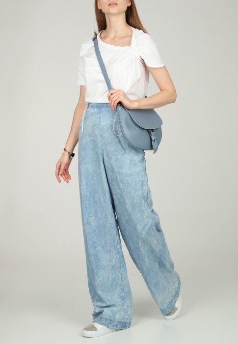 футболка  по цене 30065 руб вид справа