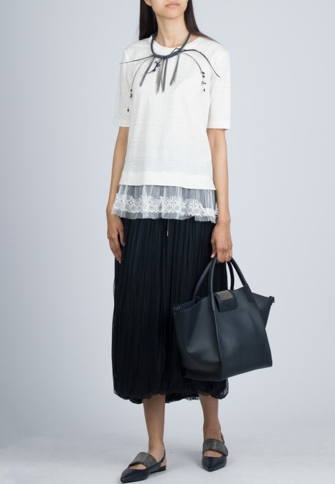 футболка  по цене 32830 руб вид справа