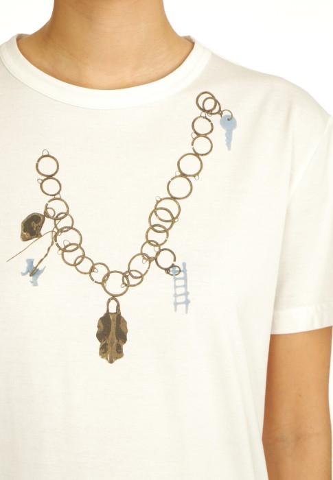 футболка  из проверенных материалов спереди