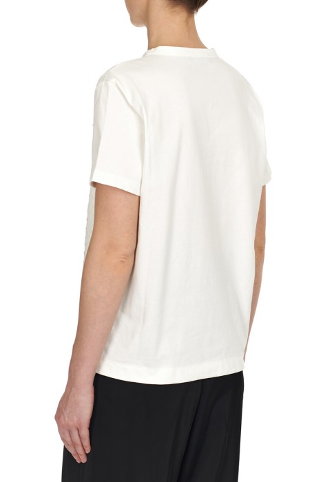 Товар белого цвета с внутренней стороны