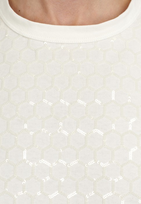 футболка  из проверенных материалов спереди