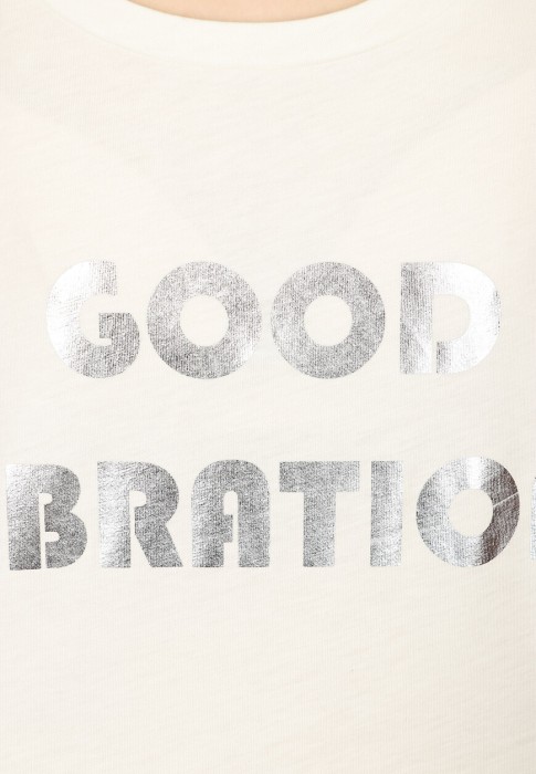 Товар белого цвета с внутренней стороны