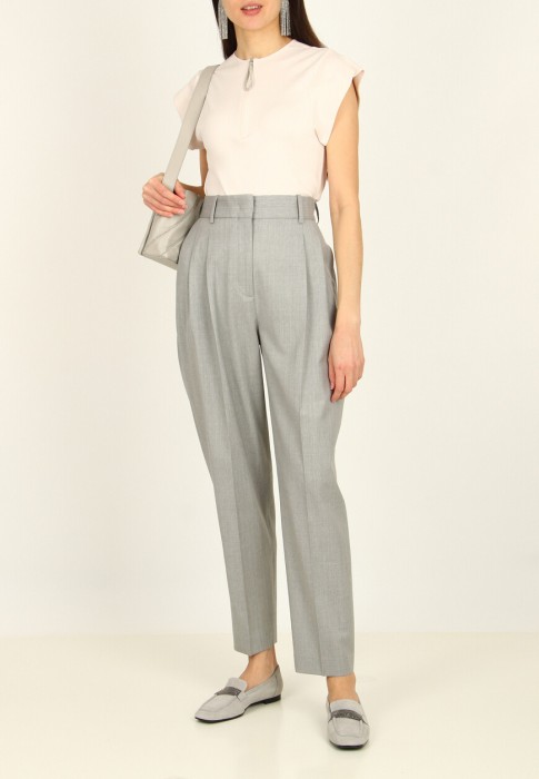 футболка  по цене 30730 руб вид справа