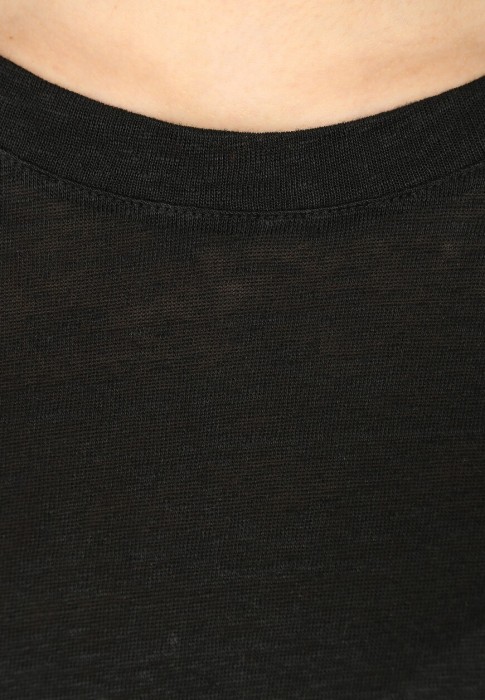 футболка  из проверенных материалов спереди