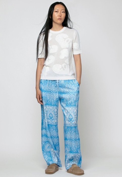 футболка  от бренда max&moi вид слева