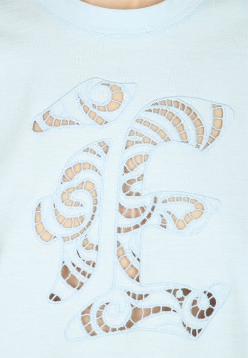 футболка  из проверенных материалов спереди