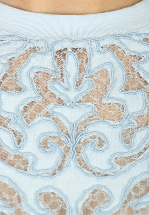 Товар голубого цвета с внутренней стороны