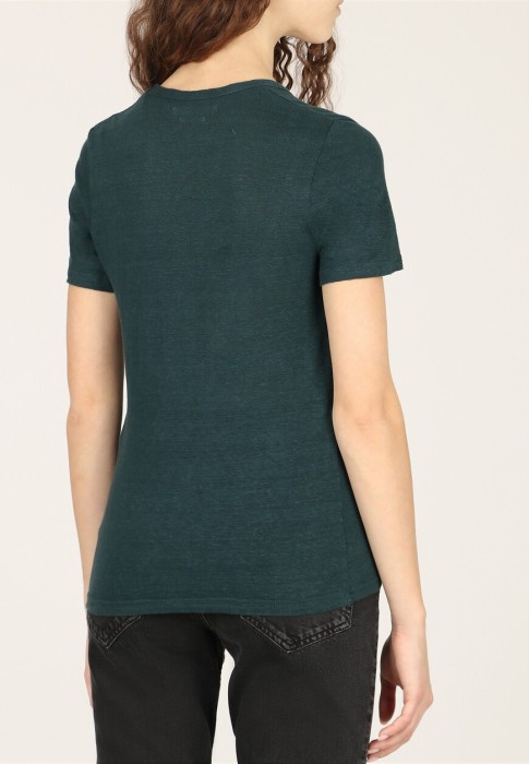 Товар зеленого цвета с внутренней стороны