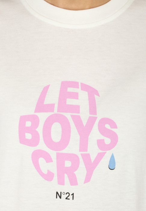 Товар белого цвета с внутренней стороны