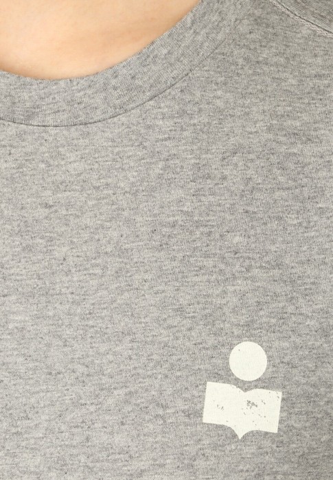 Товар серого цвета с внутренней стороны