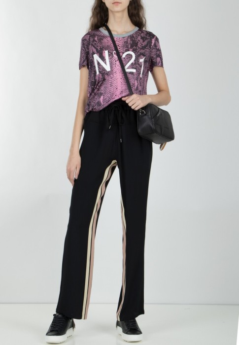 футболка  по цене 16030 руб вид справа