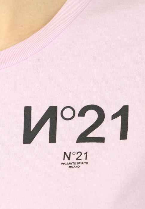 Товар фиолетового цвета с внутренней стороны