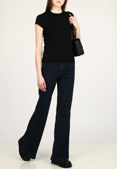 футболка  по цене 17430 руб вид справа