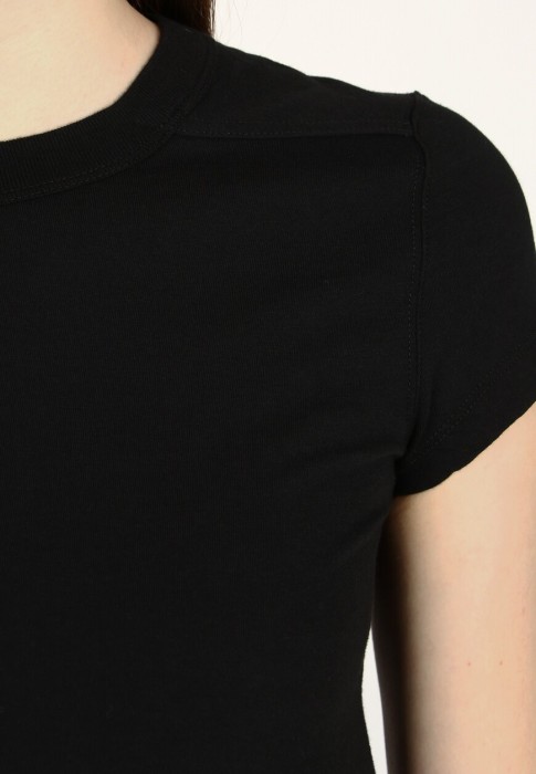 футболка  из проверенных материалов спереди