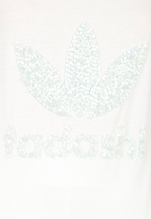 Товар белого цвета с внутренней стороны