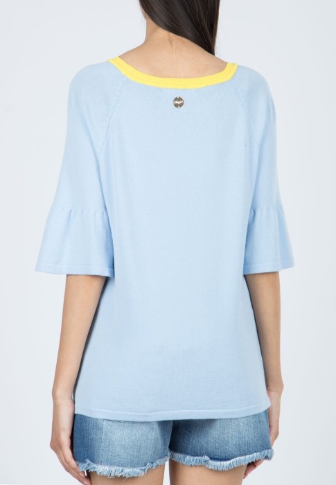 футболка  - качественный продукт вид сбоку