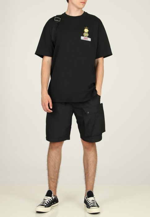 футболка  от бренда converse вид слева