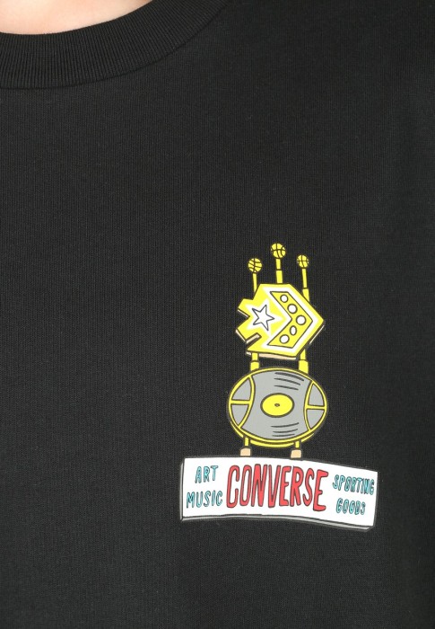 Товар черного цвета с внутренней стороны