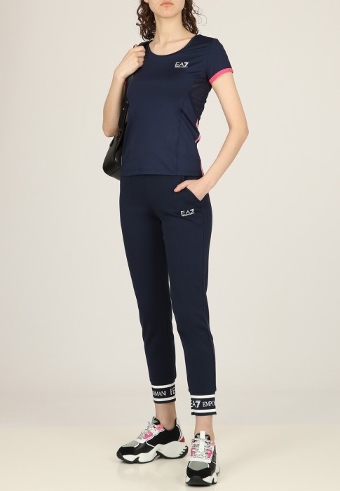 футболка  из италии вид сбоку