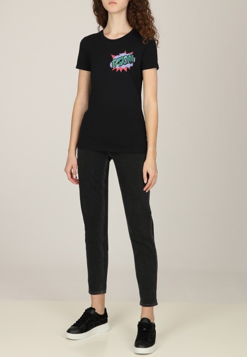 футболка  от бренда emporio armani вид слева