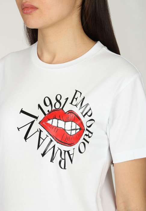 Продукция для женщин фото