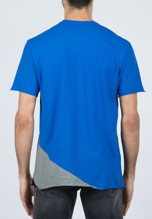 футболка  по цене 10430 руб вид справа